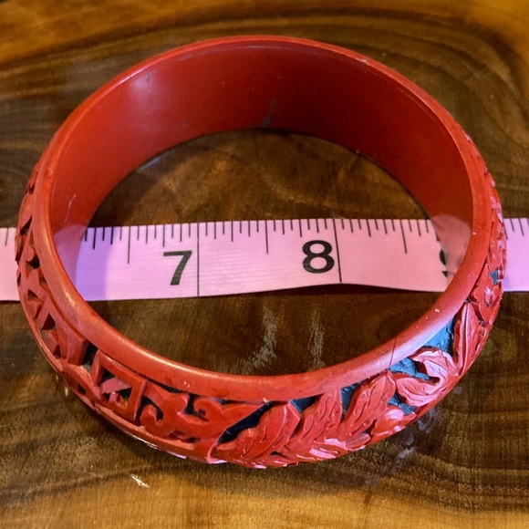 Lot of 4 items, set of 3 vintage bangles and turquoise pendant. - Picture 10 of 15